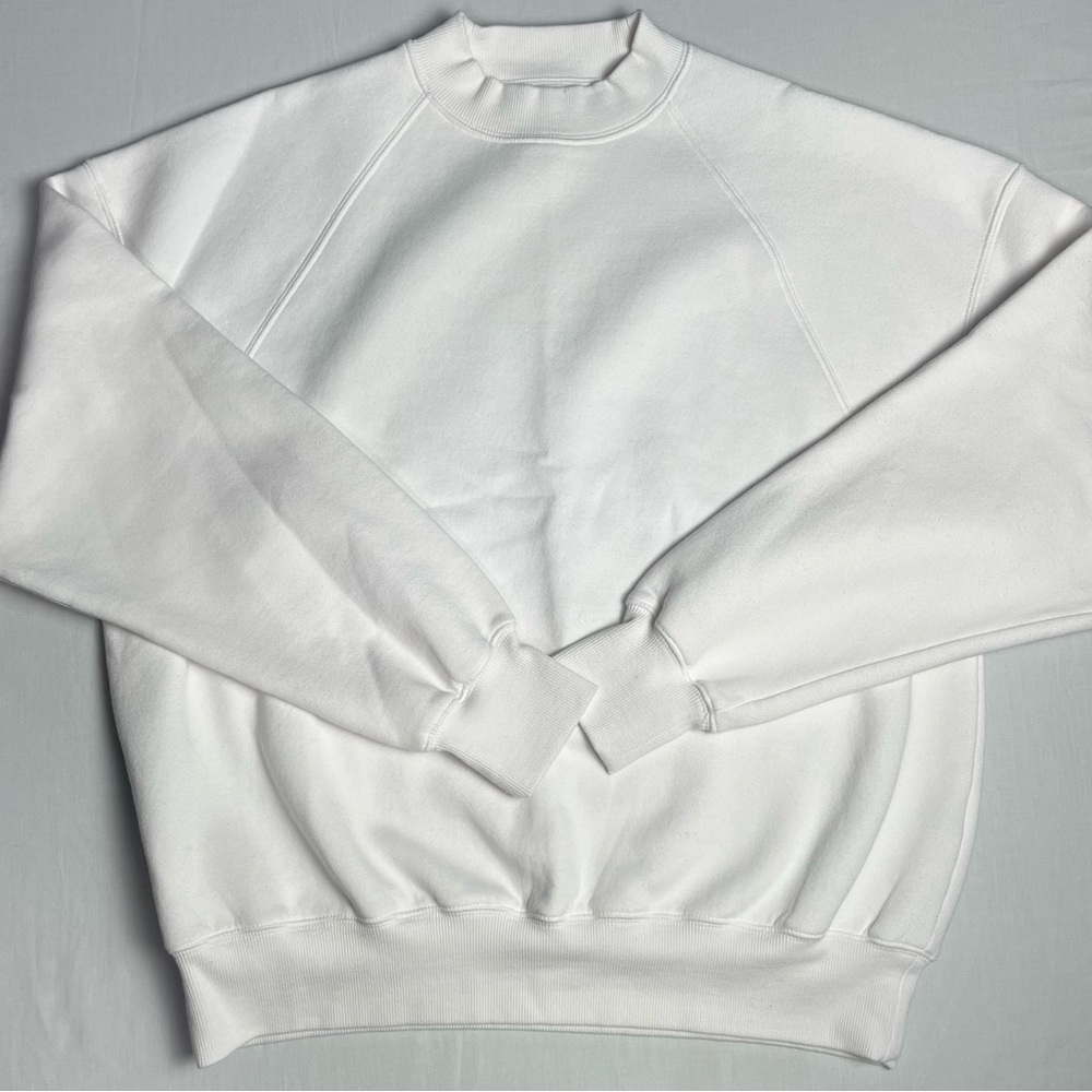 DSG Classic White Sweater NWOT (Unisex)